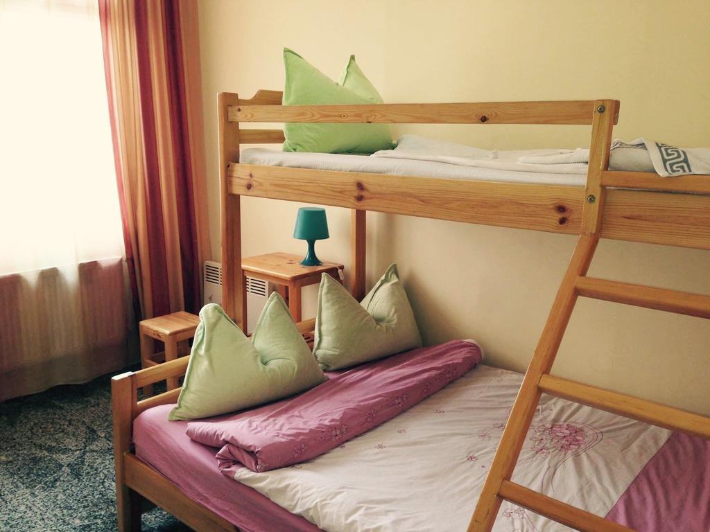 Golden Gobi Hostel & Tours Ουλάν Μπατόρ Δωμάτιο φωτογραφία